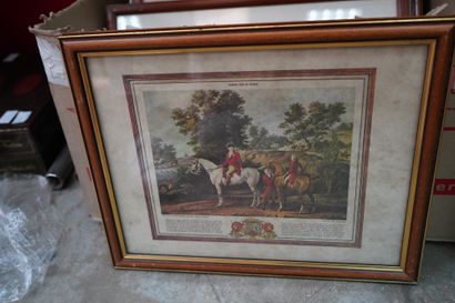 Réunion de pièces encadrées : photographies,...