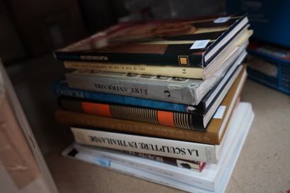 Une réunion de livres beaux-arts. 10 vol...