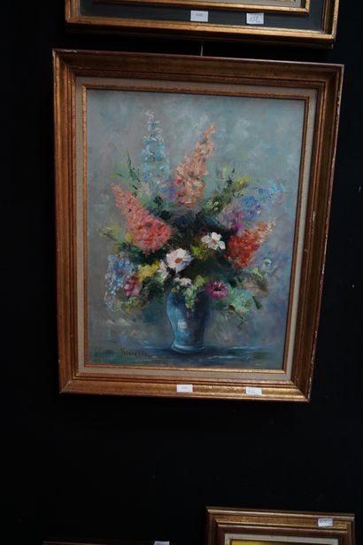 VAN CLEEF, Nature morte au bouquet de fleurs,...