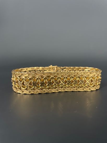 Bracelet à mailles entrelacées en or 18K...