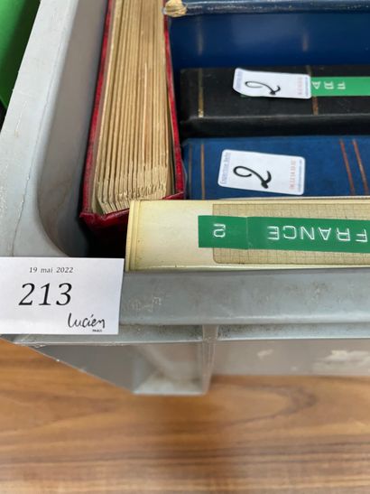 38 Albums Commonwealth dont GB, Canada, Royaume-Uni,...