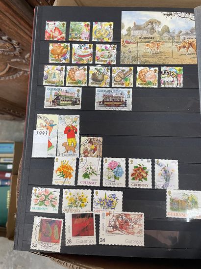 38 Albums Commonwealth dont GB, Canada, Royaume-Uni,...
