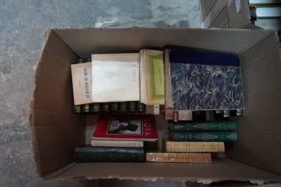 Ensemble de livres reliés et brochés : Alphonse...