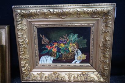 Réunion de pièces encadrées : nature morte...
