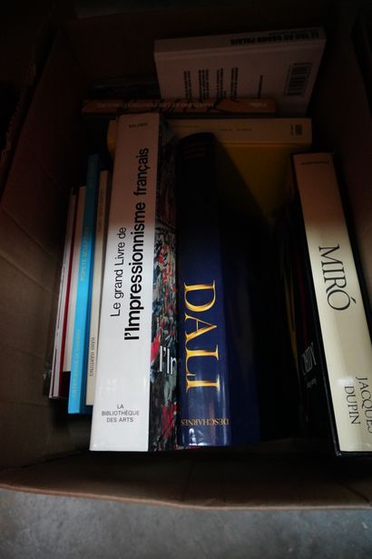 Réunion de livres d'art : Richier, Hartung,...