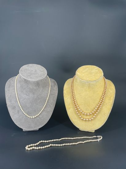 Collier de perles de cultures, le fermoir...