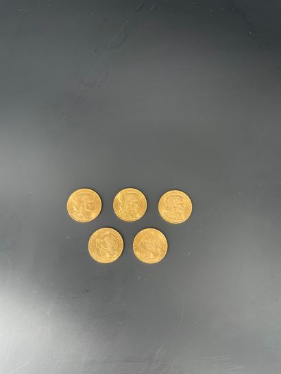 5 pièces de 20 francs or 1913. Poids : 32,3...