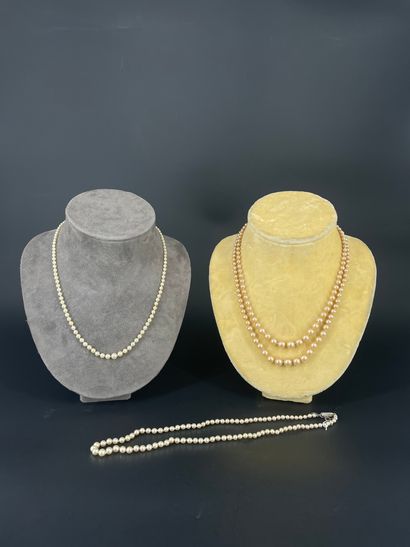 Collier de perles de cultures, le fermoir...