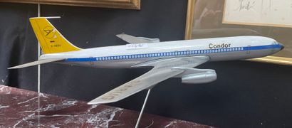 Réunion de 7 maquettes publicitaires de compagnies...