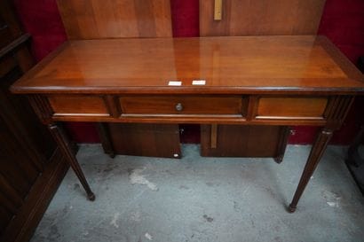 Table console en bois teinté, ouvre à un...