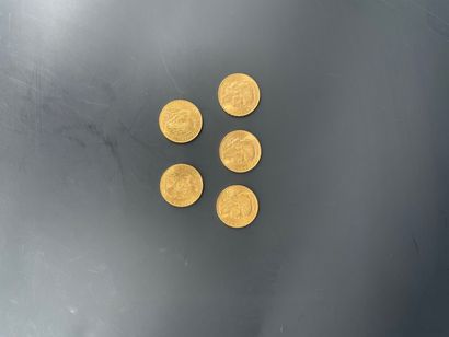 5 pièces de 20 francs or 1913. Poids : 32,3...