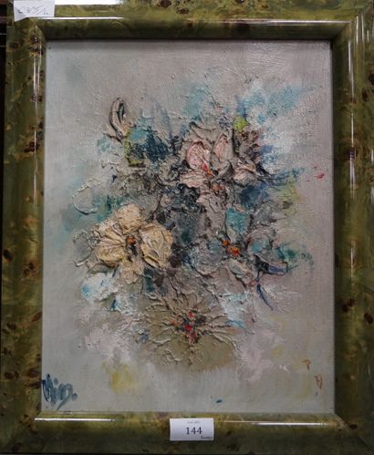 MIM (XXe), Fleurs, huile sur toile, signée...