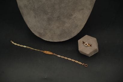 Débris en or 18K (750). Poids 21,4 gramm...