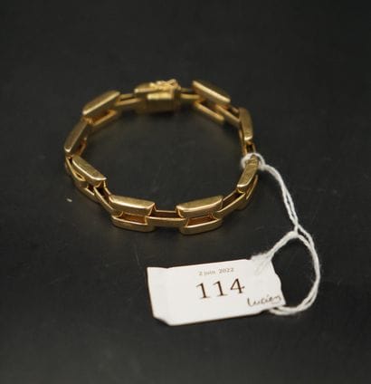 Bracelet en or 18K (750). Poids : 45,1 g...