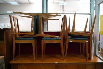 Mobilier de salle à manger en bois de placage...