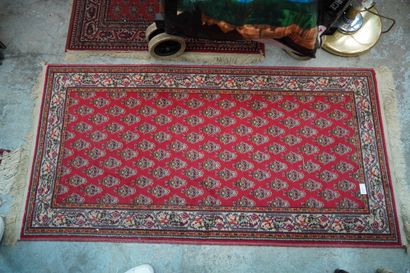 Ensemble de tapis courants. En l'état.