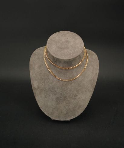 Chaîne de cou en or 18K (750). Longueur :...