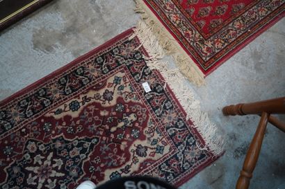Ensemble de tapis courants. En l'état.