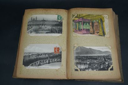 Réunion de cartes postales anciennes : cyclisme,...