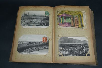Réunion de cartes postales anciennes : cyclisme,...