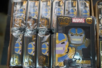 POP PIN, THANOS, un carton.