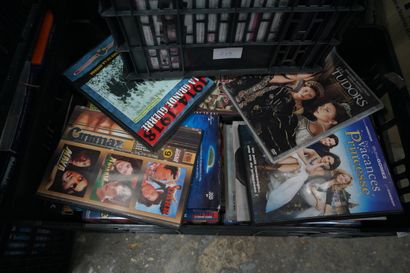 Importante réunion de CD et DVD.