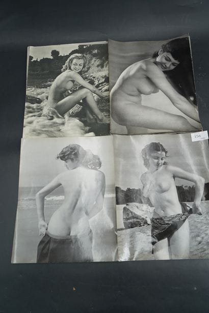EROTICA, femmes à la plages, ensemble de...