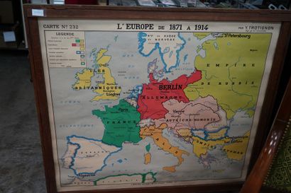 Réunion de 4 cartes recto-verso Hatier Paris...