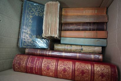 Réunion de volumes reliés comprenant : D'Héricault,...