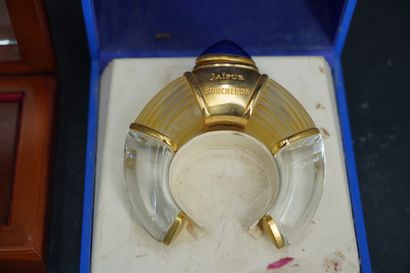 BOUCHERON, Jaïpur, une bouteille de parfum...