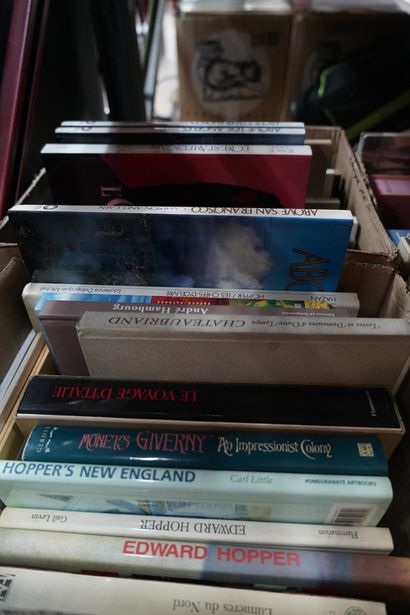 Importante réunion de volumes brochés : voyage,...