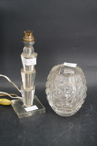 DAUM NANCY France, petit vase en cristal...
