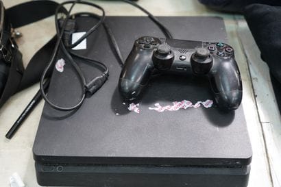 * Console de jeux Playstation 4
Fonctionnement...