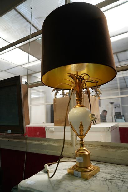 Dans le goût de la Maison Charles, lampe...