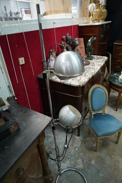 Lampadaire en métal et métal chromé à deux...