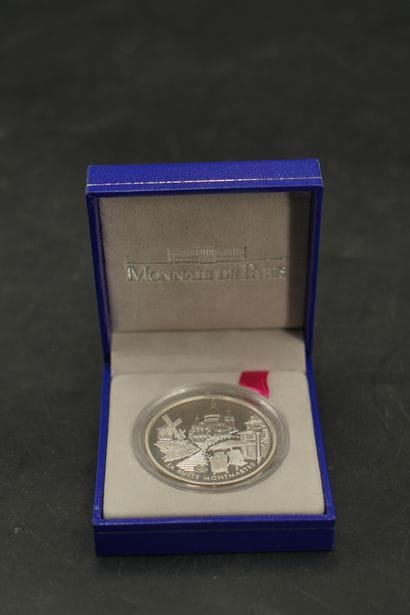 Ensemble de pièces en argent pesant en totalité...