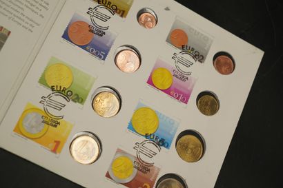 9 coffrets euros : Pologne 2003, Chypre Essai...