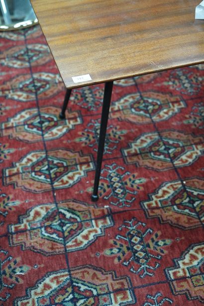 Travail dans le goût des années 50, table...