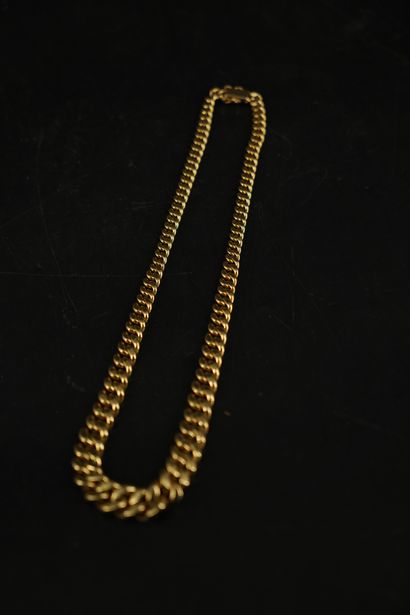 Chaîne de cou en or jaune 18K (750). Poids....