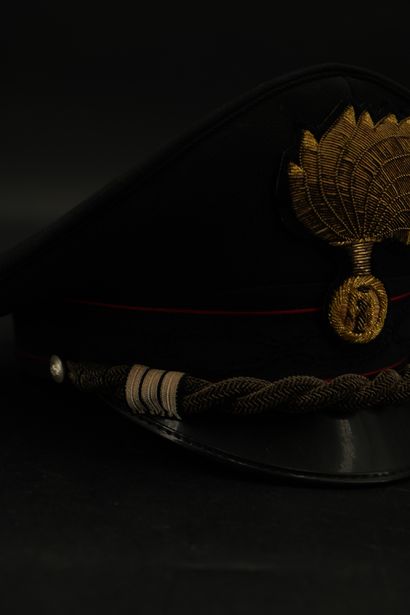Italie, casquette de colonel du corps des...