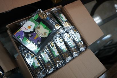 POP PIN, Thanos, un carton.