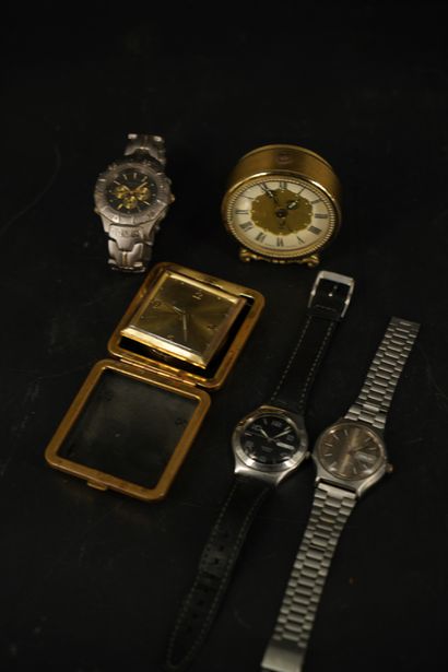 Reveils LANCEL et JAZ. On joint une montre...