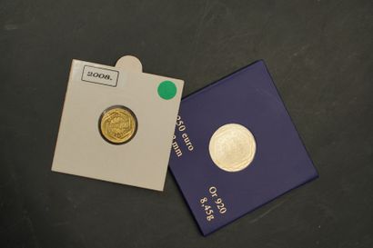Pièce en or (920 mill.), de 8,45g. Semeuse...