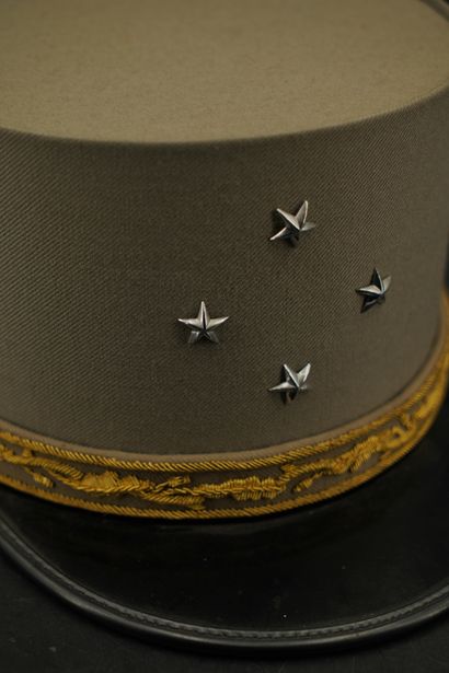 France, képi de général de Corps de l'Armée...