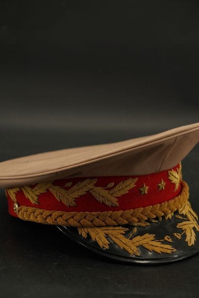 R.C.A. casquette de général de brigade.