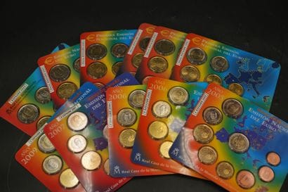 11 coffrets euros Espagne : années 1999,...