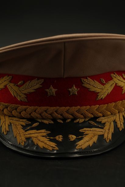 R.C.A. casquette de général de brigade.