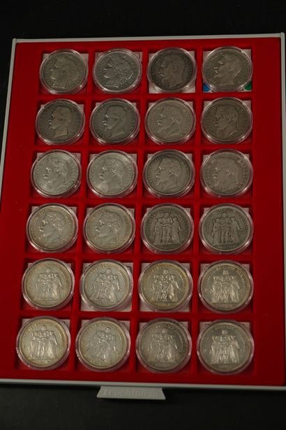Ensemble de 24 pièces de 5 francs en argent...