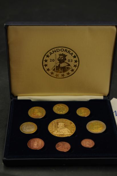 7 coffrets euros comprenant Vatican 2003,...