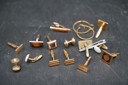 Ensemble de boutons de manchettes, boucles...